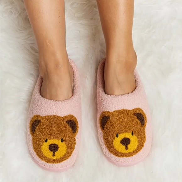 Cozy Teddy Bear Print Plush Slide Slippers - Picture 8 of 14